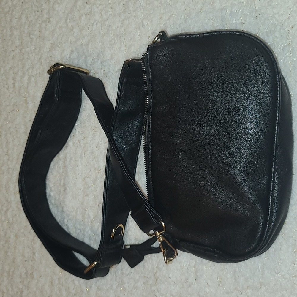 Crossbody - Picture 4 of 4